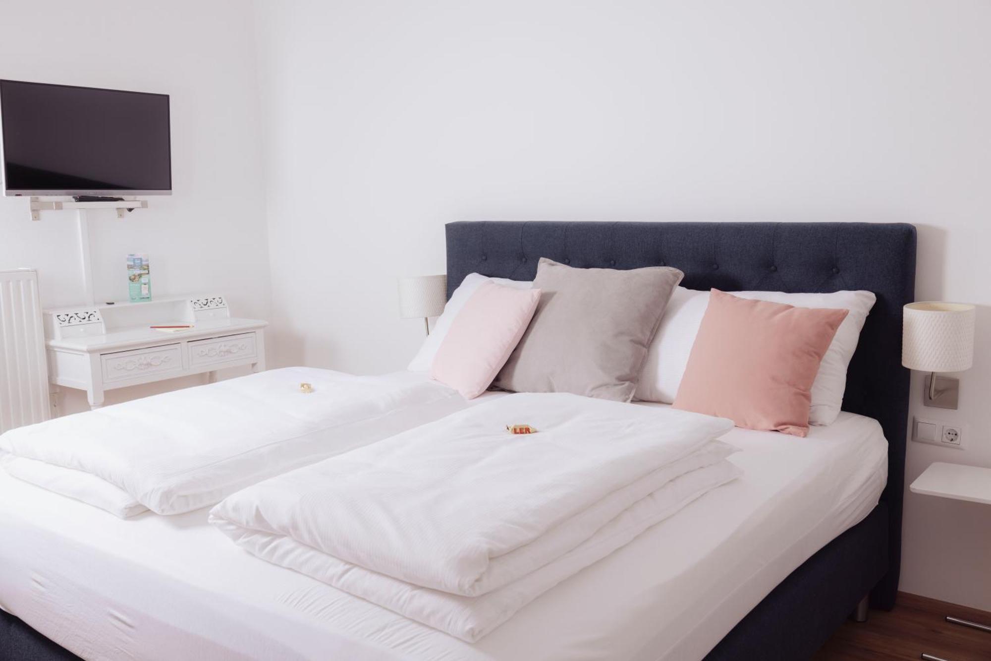 Cityhotel Am Domplatz Self-Checkin Klagenfurt am Woerthersee ภายนอก รูปภาพ