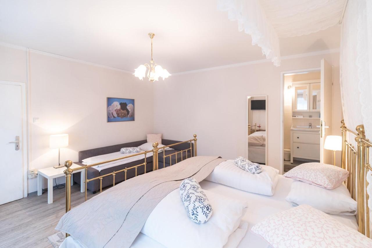 Cityhotel Am Domplatz Self-Checkin Klagenfurt am Woerthersee ภายนอก รูปภาพ