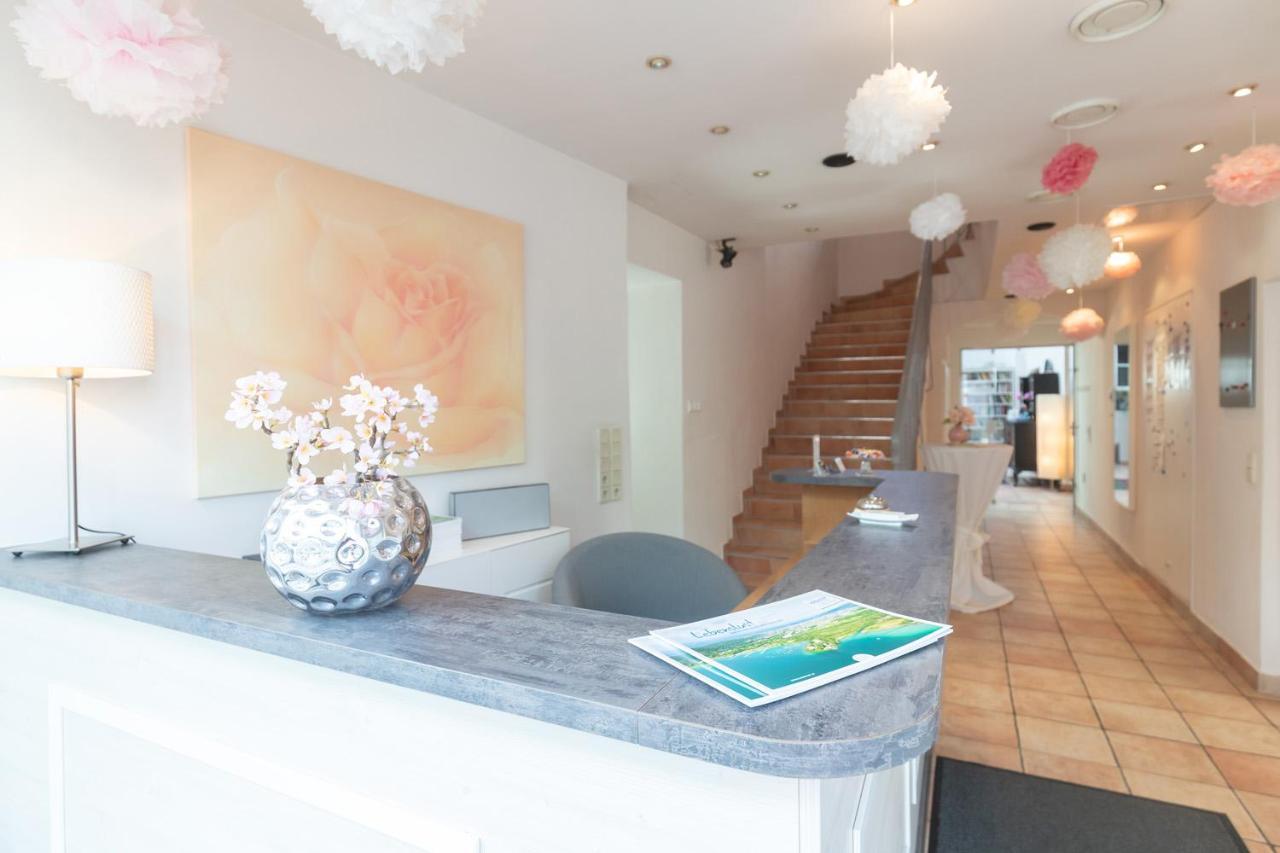 Cityhotel Am Domplatz Self-Checkin Klagenfurt am Woerthersee ภายนอก รูปภาพ